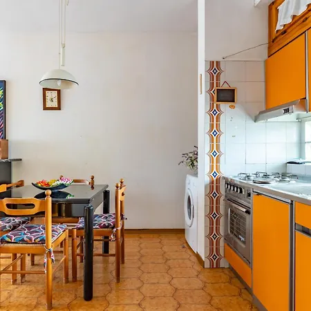 Daire Garden With Balcony! *